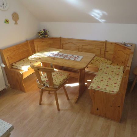 Ferienwohnung Zahn Oelsnitz  エクステリア 写真