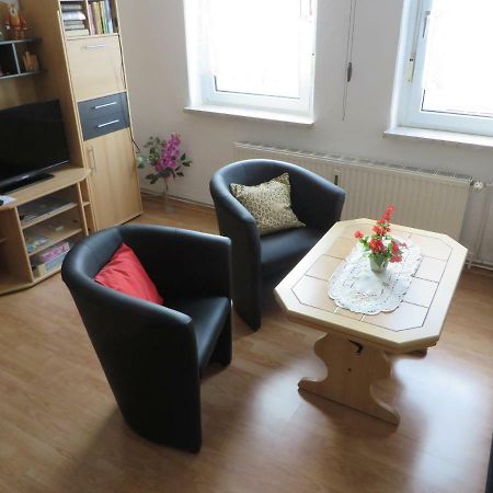 Ferienwohnung Zahn Oelsnitz  エクステリア 写真