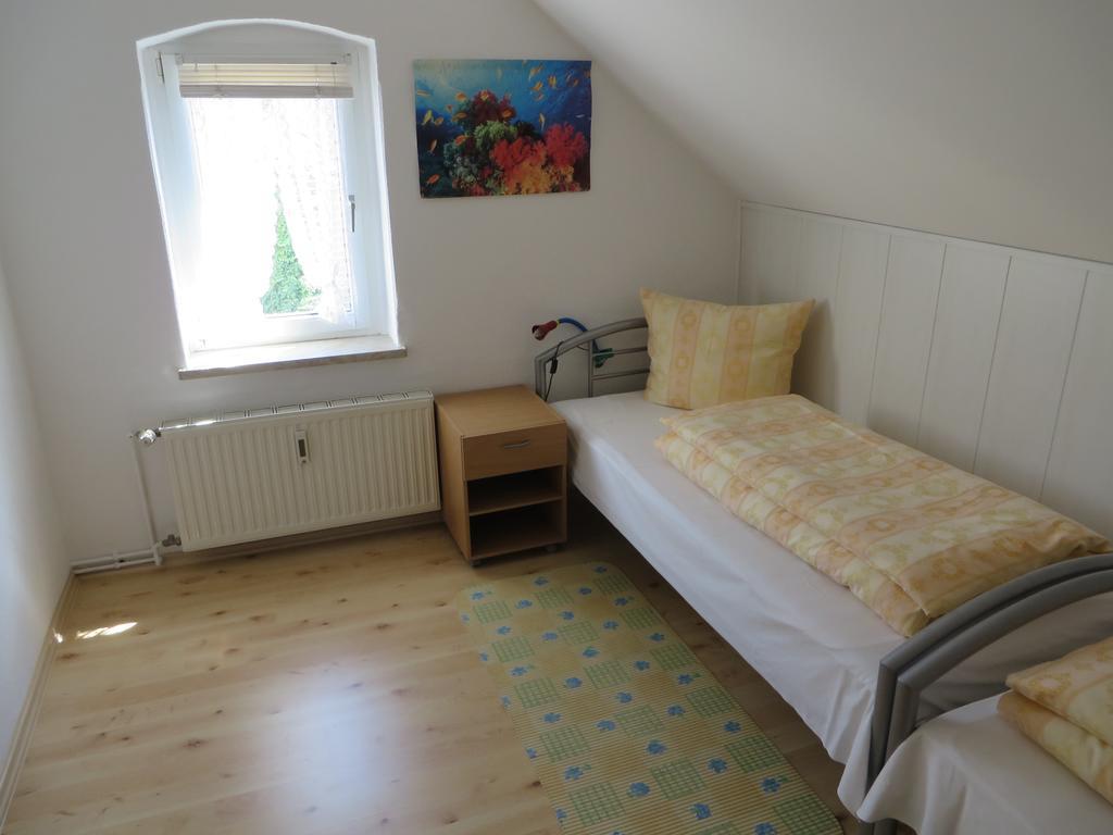 Ferienwohnung Zahn Oelsnitz  エクステリア 写真