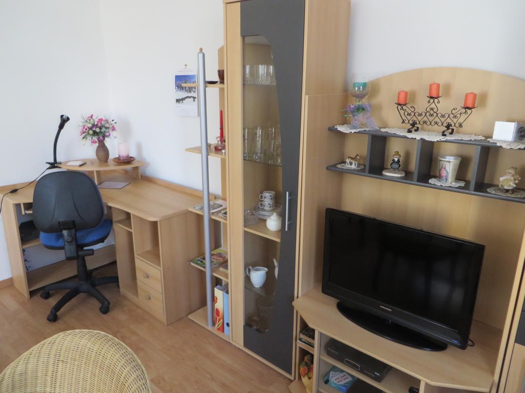 Ferienwohnung Zahn Oelsnitz  エクステリア 写真