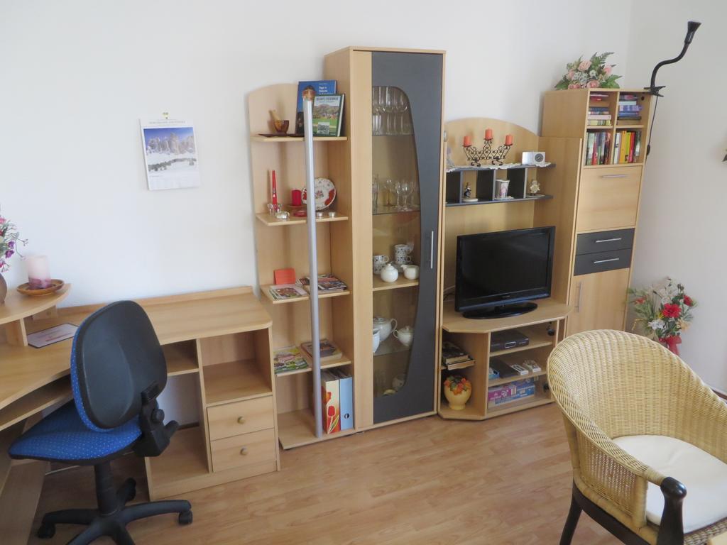 Ferienwohnung Zahn Oelsnitz  エクステリア 写真
